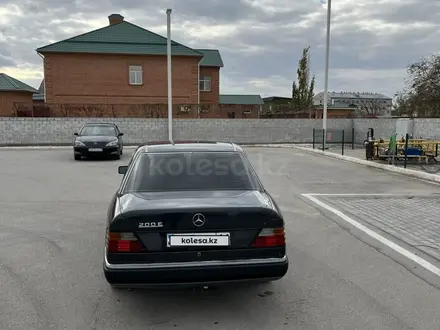 Mercedes-Benz E 230 1992 года за 1 600 000 тг. в Кызылорда – фото 5