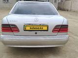 Mercedes-Benz E 320 2000 года за 3 200 000 тг. в Жанаозен – фото 5