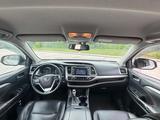 Toyota Highlander 2014 годаүшін14 500 000 тг. в Астана – фото 4