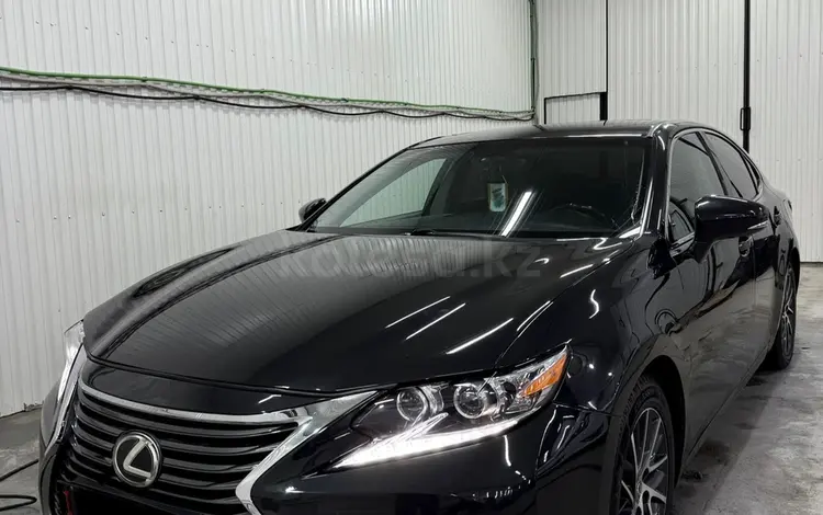 Lexus ES 350 2016 года за 11 500 000 тг. в Уральск