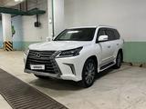 Lexus LX 570 2016 года за 42 500 000 тг. в Астана