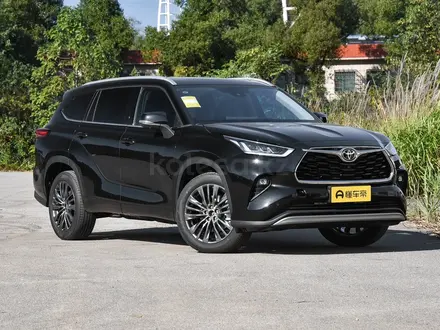 Toyota Highlander Luxe 2026 года за 24 700 000 тг. в Семей – фото 3