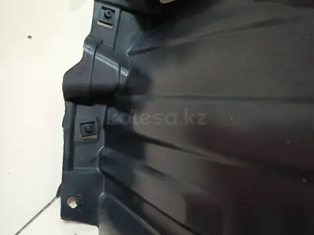 Подкрыльник передний под оригинал Toyota Avalon (2018-) за 15 000 тг. в Астана – фото 8