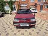 Volkswagen Vento 1992 года за 700 000 тг. в Астана