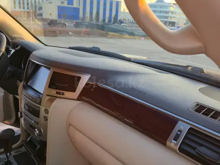 Lexus LX 570 2014 года за 29 500 000 тг. в Астана – фото 12