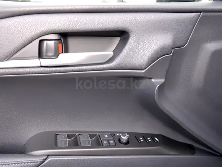 Toyota Camry Luxe 2026 года за 23 190 000 тг. в Шымкент – фото 22