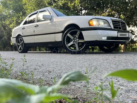 Mercedes-Benz C 180 1994 года за 1 400 000 тг. в Талдыкорган – фото 9