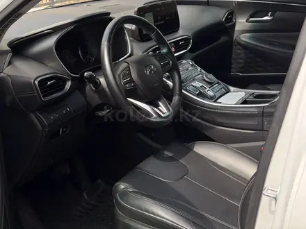 Hyundai Santa Fe 2021 года за 15 200 000 тг. в Шымкент – фото 5