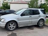 Mercedes-Benz ML 320 1998 годаfor2 700 000 тг. в Астана – фото 3
