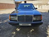 Mercedes-Benz E 220 1993 года за 2 800 000 тг. в Карабулак
