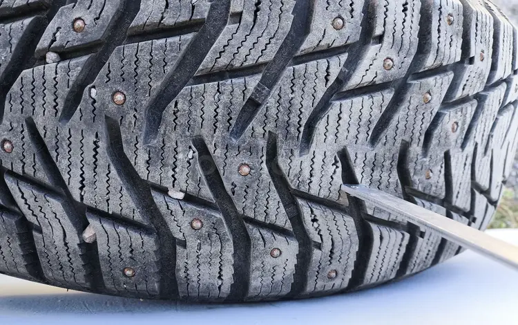 Зимние шины Sailun Ice Blazer WST3 215/65 R16 102T с шипами за 100 000 тг. в Экибастуз