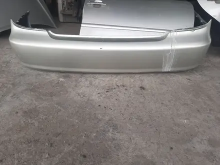 Тойота камри 30 Американец задний бампер идеальный состояние за 50 000 тг. в Алматы