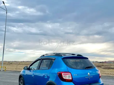 Renault Sandero Stepway 2015 года за 4 500 000 тг. в Актобе – фото 7