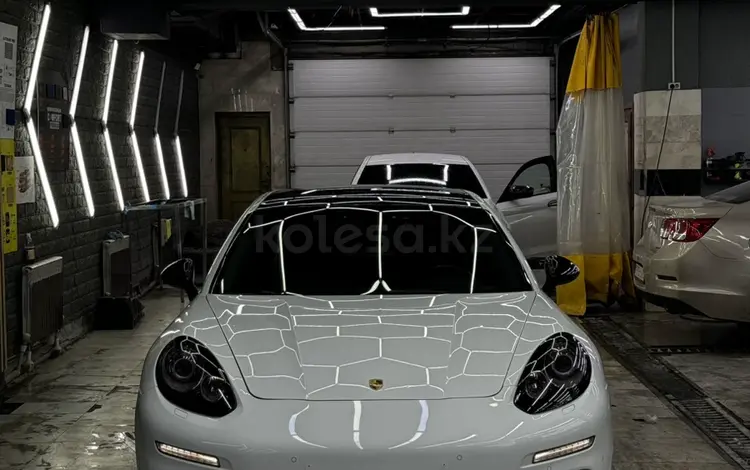 Porsche Panamera 2014 года за 28 000 000 тг. в Астана