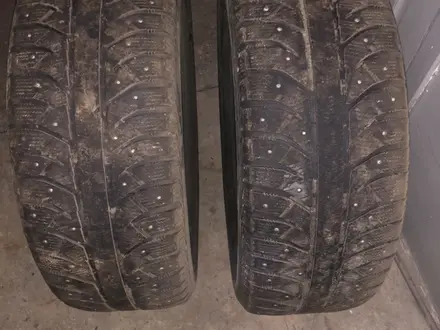 Шины Bridgestone зимние, шипованные. за 50 000 тг. в Павлодар – фото 4