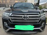 Toyota Land Cruiser 2018 года за 38 000 000 тг. в Астана – фото 2