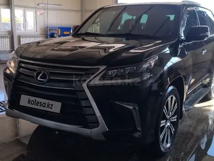 Lexus LX 570 2018 года за 44 000 000 тг. в Алматы