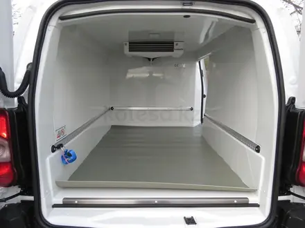 Toyota ProAce Verso 2025 года за 24 900 000 тг. в Алматы – фото 58