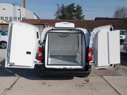 Toyota ProAce Verso 2025 года за 24 900 000 тг. в Алматы – фото 66