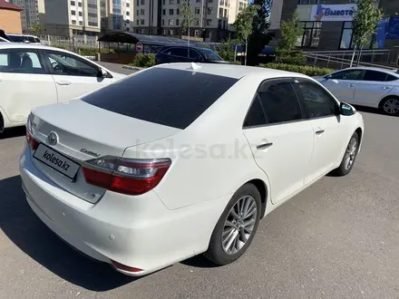 Toyota Camry 2017 года за 13 700 000 тг. в Астана – фото 4