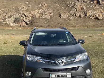 Toyota RAV4 2015 года за 12 100 000 тг. в Алматы