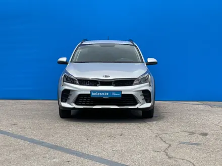 Kia Rio X-Line 2021 года за 8 290 000 тг. в Алматы – фото 2