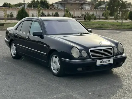 Mercedes-Benz E 280 1997 года за 2 600 000 тг. в Тараз