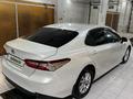 Toyota Camry 2018 годаүшін12 700 000 тг. в Атырау – фото 4