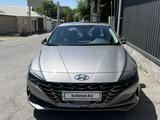 Hyundai Elantra 2023 года за 13 300 000 тг. в Шымкент – фото 2