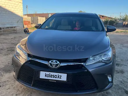 Toyota Camry 2015 года за 6 000 000 тг. в Атырау – фото 4