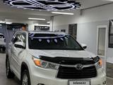 Toyota Highlander 2015 года за 14 000 000 тг. в Актобе – фото 3