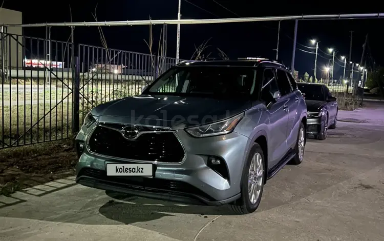 Toyota Highlander 2023 года за 25 500 000 тг. в Аксай