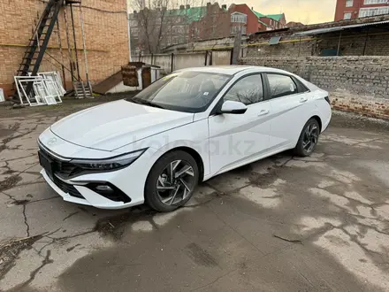 Hyundai Elantra 2023 года за 8 800 000 тг. в Уральск – фото 19