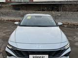 Hyundai Elantra 2023 года за 8 500 000 тг. в Уральск – фото 3