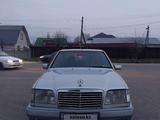 Mercedes-Benz E 280 1993 года за 2 300 000 тг. в Алматы