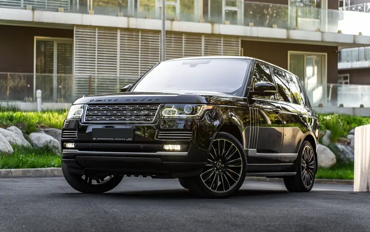 Land Rover Range Rover 2014 годаүшін32 500 000 тг. в Алматы