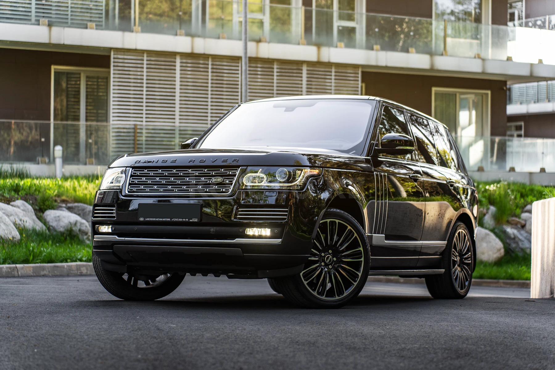 Land Rover Range Rover 2014 г.