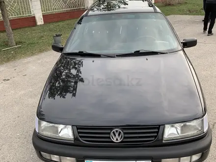 Volkswagen Passat 1994 года за 3 200 000 тг. в Каскелен – фото 2