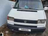 Volkswagen Transporter 1993 года за 1 200 000 тг. в Семей