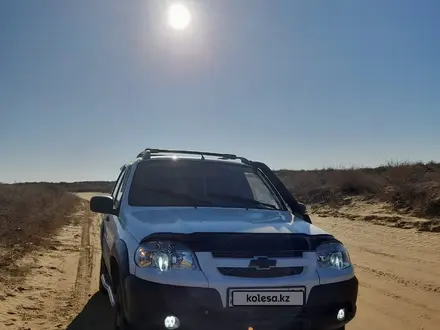 Chevrolet Niva 2015 года за 3 800 000 тг. в Атырау