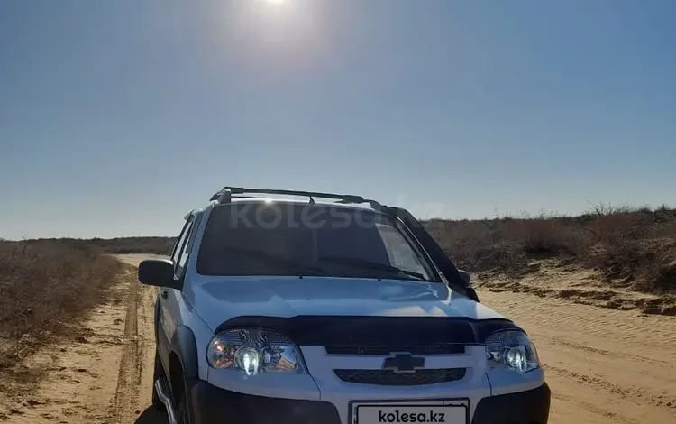 Chevrolet Niva 2015 года за 3 800 000 тг. в Атырау