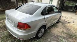 Volkswagen Polo 2015 года за 2 800 000 тг. в Жетиген – фото 2