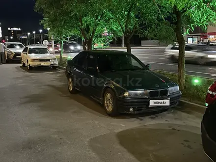 BMW 325 1993 года за 1 300 000 тг. в Астана