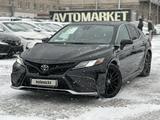 Toyota Camry 2021 года за 14 500 000 тг. в Актобе