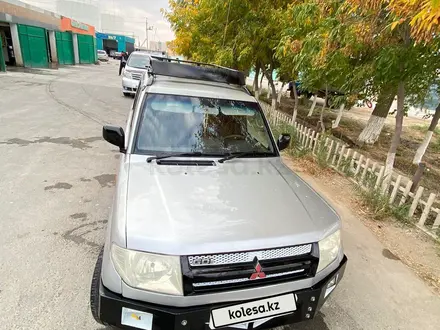 Mitsubishi Pajero iO 1999 года за 2 500 000 тг. в Актау – фото 2