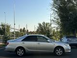 Toyota Camry 2005 годаүшін5 700 000 тг. в Туркестан – фото 4