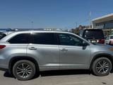 Toyota Highlander 2018 годаүшін18 000 000 тг. в Атырау – фото 2