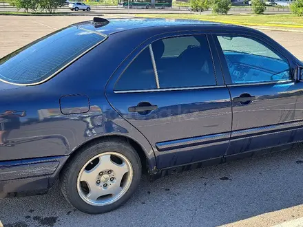 Mercedes-Benz E 280 1998 года за 2 800 000 тг. в Астана – фото 6