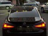 Lexus ES 250 2018 года за 19 000 000 тг. в Алматы – фото 4