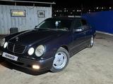 Mercedes-Benz E 320 2001 годаүшін4 200 000 тг. в Астана